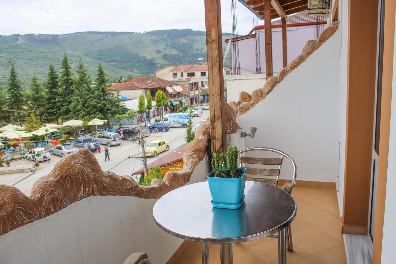 Hotel Shpella Berati Exterior foto